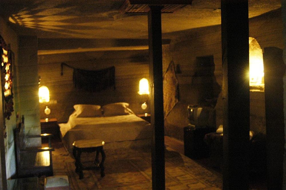 Oriental Cave Suites Гьореме Екстериор снимка